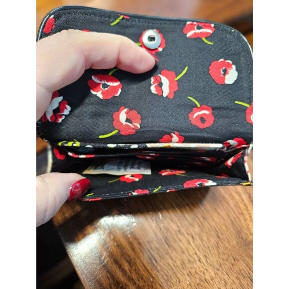 Vera Bradley Quickstep Wallet Poppy Fields NEW TAGS - Picture 6 of 8